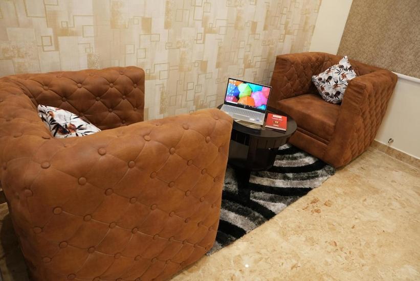 Townhouse 1168 Hotel Sm Paradise Tikkavanipalem 外观 照片